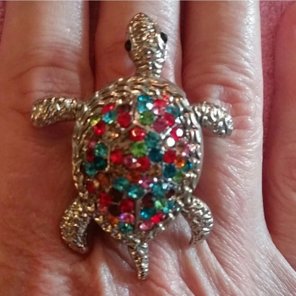 Choice of turtle Or bee ring